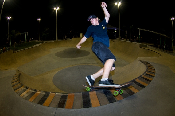 Drew Hoffman, Frontside Hurricane, Lakeland, FL. Photo © No Comply Skateboard Mag